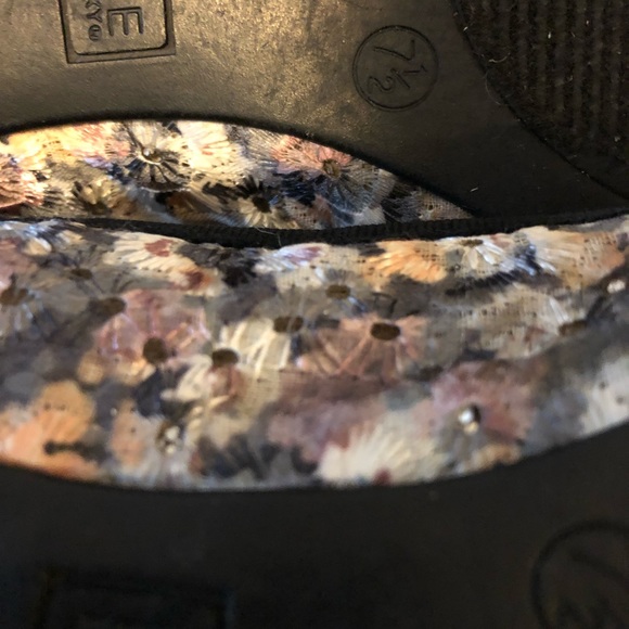 Dolce by Mojo Moxy - Picture 2 of 4